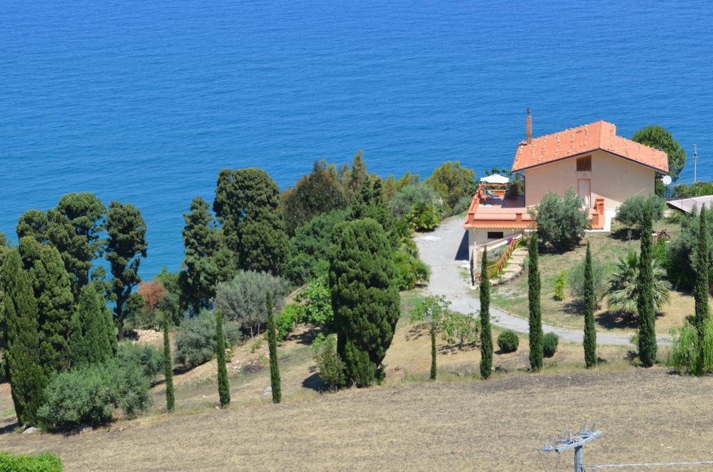 Terramare Villa Castel di Tusa Room photo