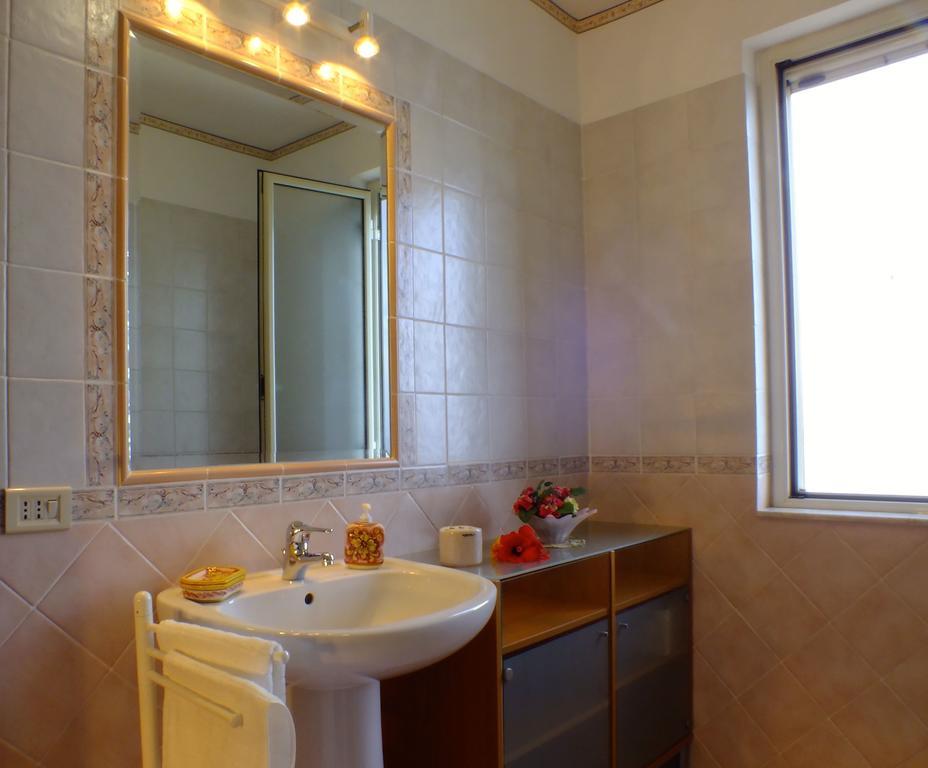 Terramare Villa Castel di Tusa Room photo